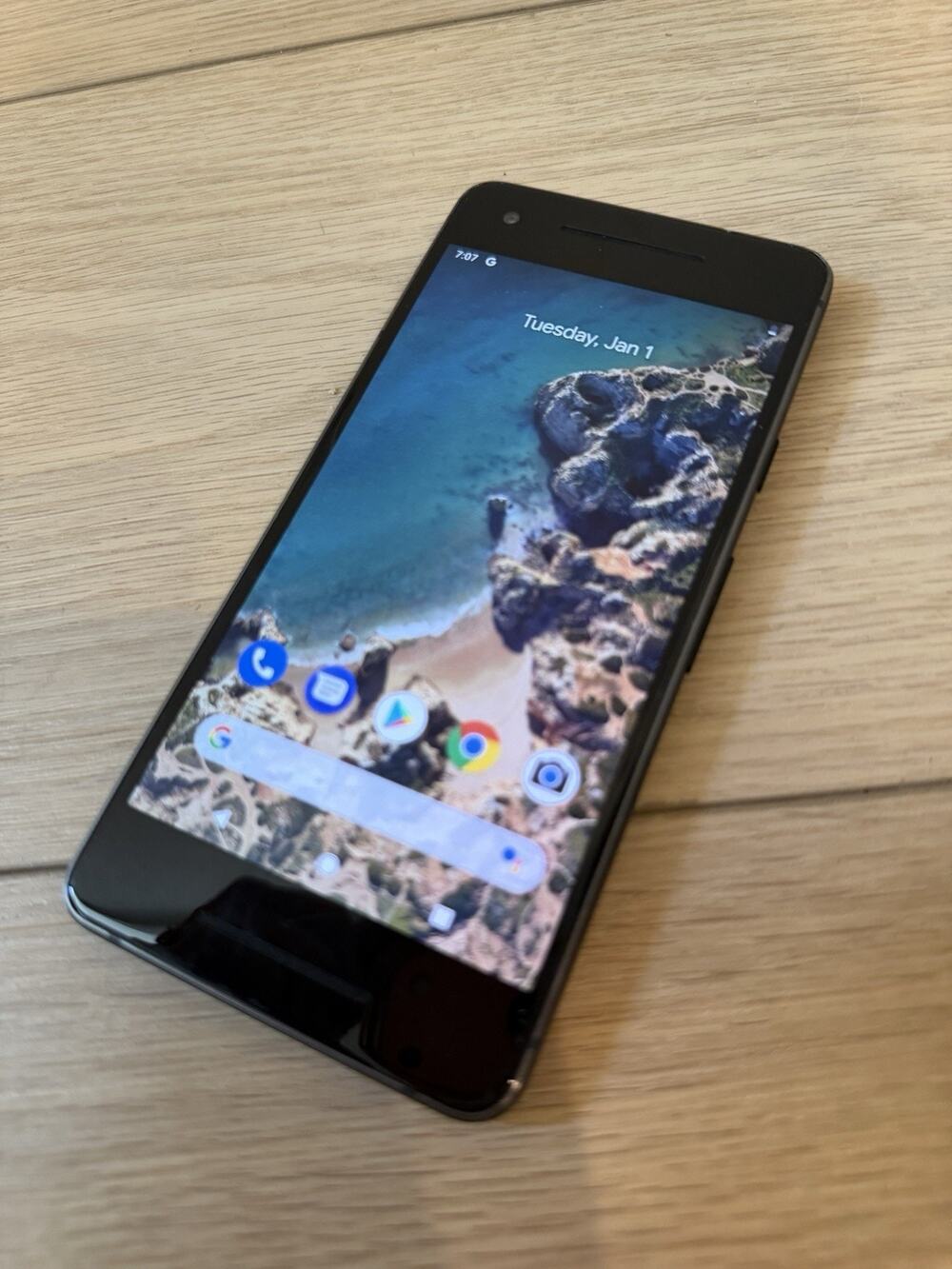 Google Pixel 2 Dual G011A 64GB Wi-Fi - Black *No AC/SIM* w/Battery